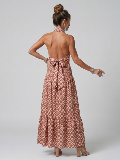 Amira | Vestido Midi Geométrico con Escote Halter Cruzado